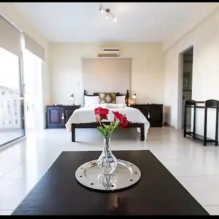 Perfect Life Villa With Pool And Sea View فيلة *